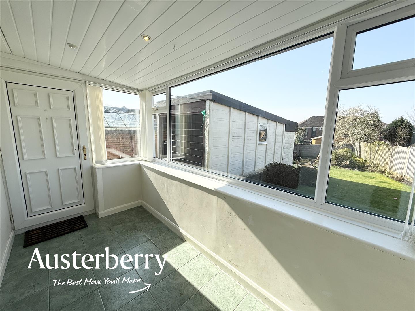 2 bed property in Alanbrook Grove, Stoke-On-Trent